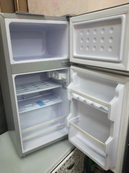 冰箱冷藏室结冰怎么办?